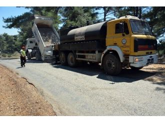 Büyükşehir Yollarda İyileştirme Çalışmalarını Sürdürüyor