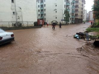 İbb Ekipleri Hopa Sel Bölgesinde