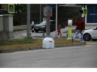 Şüpheli Çanta Patlatılmadan Sahibi Geldi