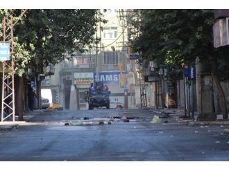 Diyarbakır’daki Sessizlik Yerini Olaylara Bıraktı