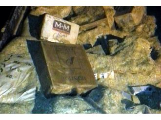 Uşak’ta 53 Bin Paket Kaçak Sigara Yakalandı