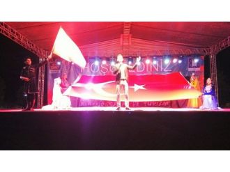 Festival’de Azerbaycan Halk Dansları Topluluğu’nun Gösterisi İlgiyle İzlendi