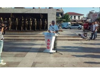 Add Urla Şubesi Teröre Lanet Mitingi Düzenledi