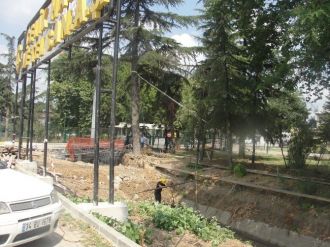 Kartepe’de Yetersiz Menfezler Yıkılıyor