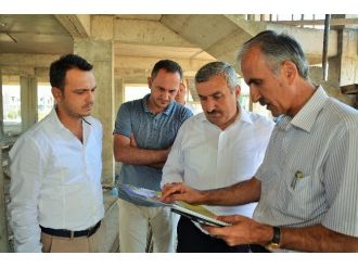 Körfez Belediye Başkanı İsmail Baran Çalışmaları İnceledi