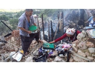 Sobadan Çıkan Yangın Evi Kül Etti