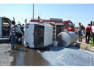 Karayolu Süte Bulandı