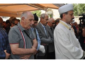 Bakan Bilgin’in Yengesi Son Yolculuğuna Uğurladı