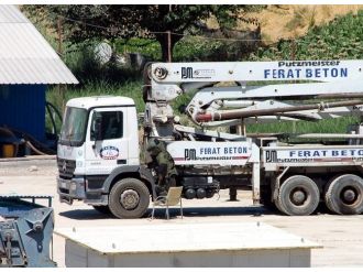 Adıyaman’da Beton Mikserleri Patlatılmak İstendi