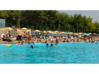 Plajda Fotoğraf Çekerken Yakalanan Adamdan İlginç Savunma