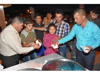 Çolakbayrakdar’a Sancaktepe’de Sevgi Seli