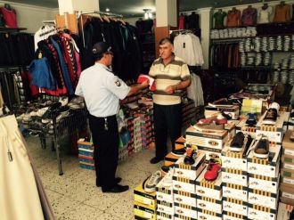 Sungurlu Belediyesi Esnafa Türk Bayrağı Dağıttı