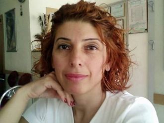 Kavgayı Ayıran Kadın Bıçaklanarak Öldürüldü