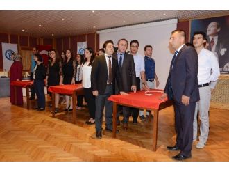 Bü’de Aday Memurlar Yemin Etti