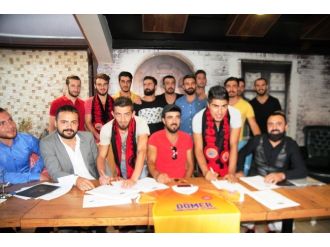 Van Edremitspor’da İmza Töreni