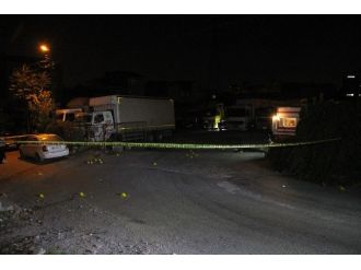 Bağcılar’da Tır Otoparkına Silahlı Saldırı: 1 Yaralı