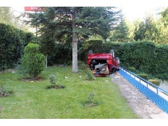 (Özel Haber) Gençlerin Drift Eğlencesi Kazayla Bitti: 4 Yaralı