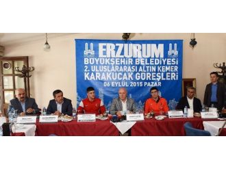 Dünya Ve Avrupa Şampiyonları, Altın Kemer İçin Güreşecek