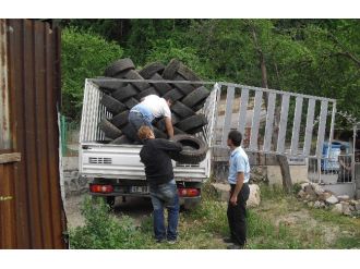 İzmit’te Ayda 30 Ton Atık Lastik Toplanıyor