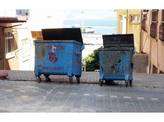 Bandırma’da Halkın Çöp Konteyneri Şikayeti