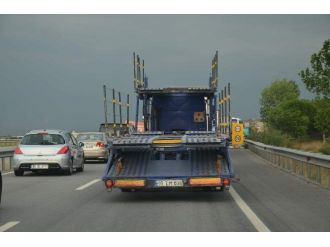 Bursa İzmir Karayolundaki Çalışma Tatilcileri Bezdirdi