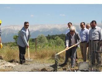 Müzeyyen Senar’ın Köyüne “Natural Park”