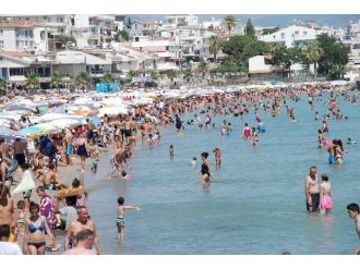 Altınkum Plajı’nda Ağustos Bereketi