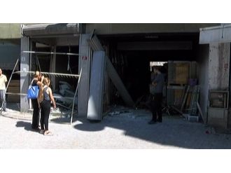 Gaziosmanpaşa’daki Patlamanın İzleri Ortaya Çıktı