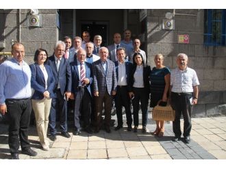 Chp Heyetinden Kto’ya Nezaket Ziyareti