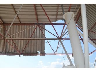 Çatı Çürük Çıkınca Kapalı Tribüne Seyirci Alınmayacak