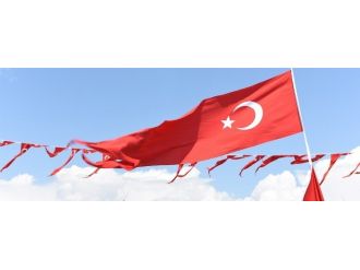 Erzurum, Zafer Bayramı’nda Gelin Gibi Süslendi