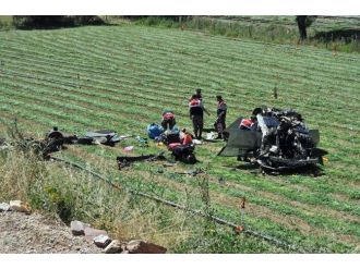 Romanyalı Aile Parçalanan Lüks Cipten Sağ Çıktı