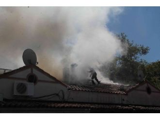 Fethiye Balık Halindeki Yangın Korkuttu