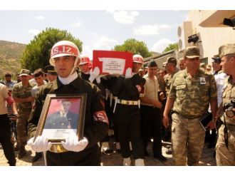 Şehidin Cenazesinde İmamın Duygusal Anları