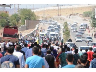 Cizre’deki Çatışmada Ölenler Gözyaşları Arasında Defnedildi