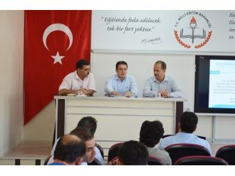 Kula’da ’Hayat Boyu Öğrenme’ Toplantısı Yapıldı