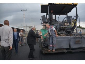 Kars Belediyesi’nin Asfalt Çalışmaları Devam Ediyor