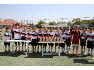 Tevfik Lav Turnuvasında Şampiyon Beşiktaş