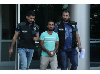 Nefes Kesen Kovalamacada Yakalanan Uyuşturucu Taciri Gençler Tutuklandı