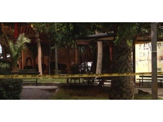 Polis Karakolu Önünde El Yapımı Bomba Bıraktılar