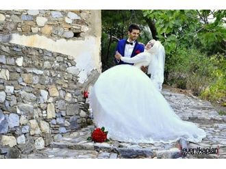 Öfke Kontrolünü Başarı İle Geçen Damat Geline Kavuştu