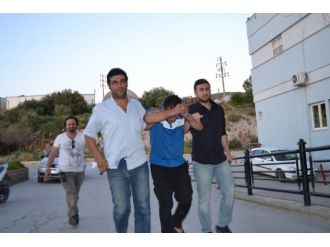 İzmir Polisinin Aradığı Uyuşturucu Zanlısı Kuşadası’nda Yakalandı