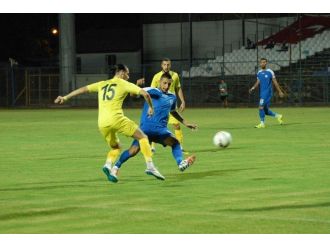 Fethiyespor Sahaya İndi