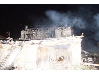 Beyşehir’de Korkutan Ev Yangını