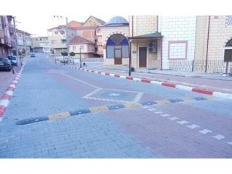 Perşembe Belediyesi Yollara Hız Kesiciler Yerleştiriyor