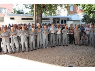 Kumlucalı Hacılar Dualarla Uğurlandı