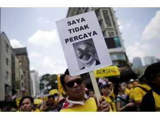 Adı Yolsuzluğa Karışan Malezya Başbakanı Protesto Edildi