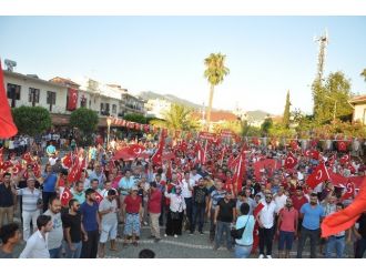 Gazipaşa Şehitler İçin Yürüdü