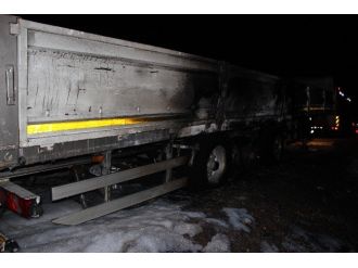 Maden Yüklü Tırın Dorsesi Yandı