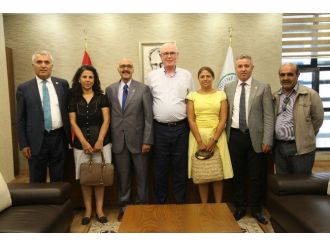 Chp’li Vekillerden Başkan Kurt’a Ziyaret